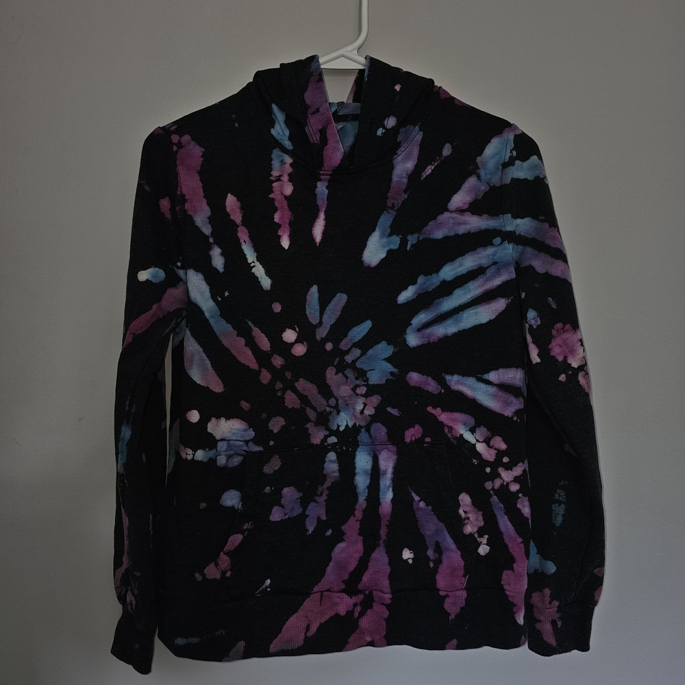 No Boundaries Tie-Dye Hoodie Black, Purple, & Blue Junior's Sz S (3-5)